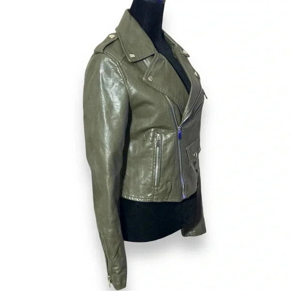 Flamant Rose Olive Green Cropped Silver Hardware Details Faux Leather Jacket - Picture 6 of 16